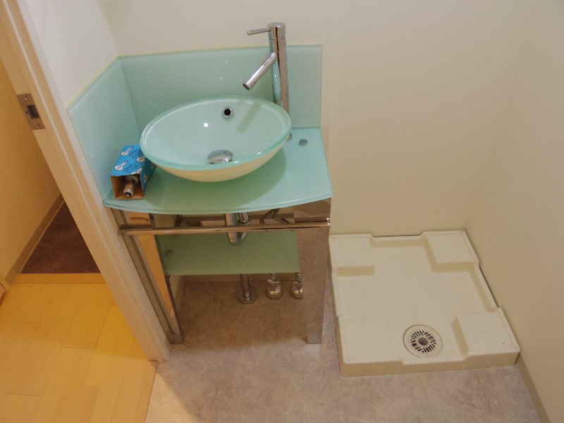 洗面設備　オシャレな洗面台