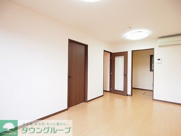 セキュリティ　内見の予約先は【タウンハウジング中野店】です★