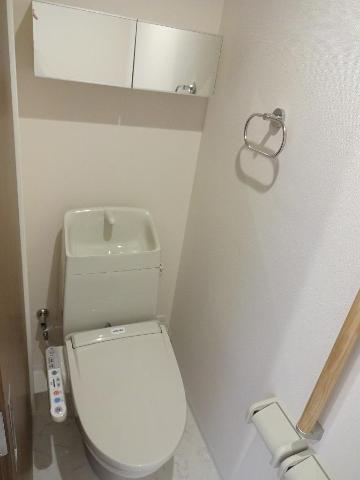 トイレ　トイレ