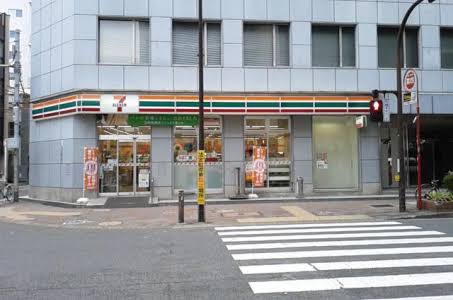 コンビニ　セブンイレブン大田区西蒲田7丁目店（コンビニ）まで166m
