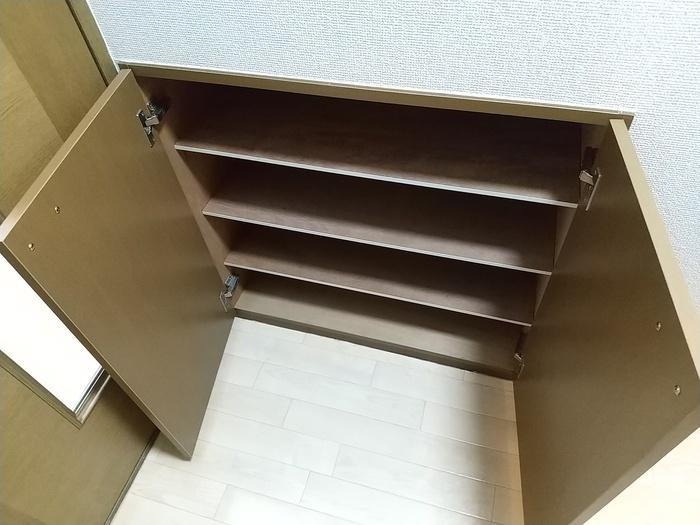 収納　シューズボックス