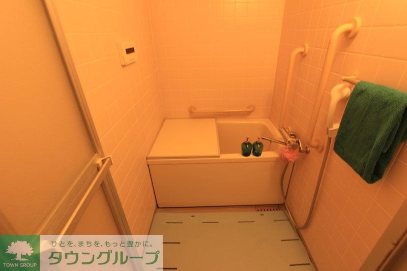 バス・シャワールーム　家具等は付属いたしません。