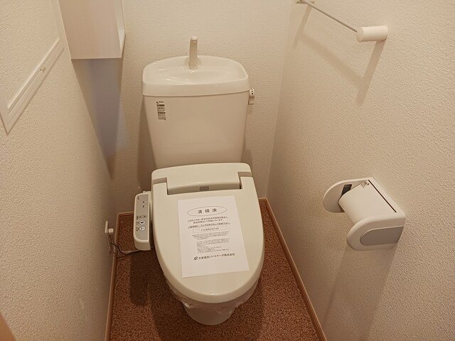 トイレ　清潔感のあるトイレです
