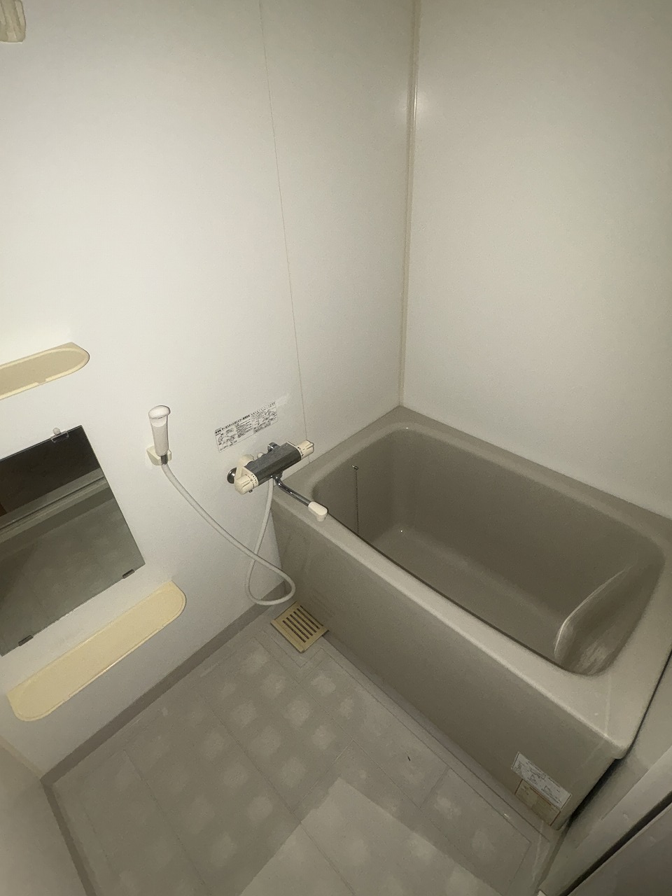 バス・シャワールーム　別の部屋の写真です