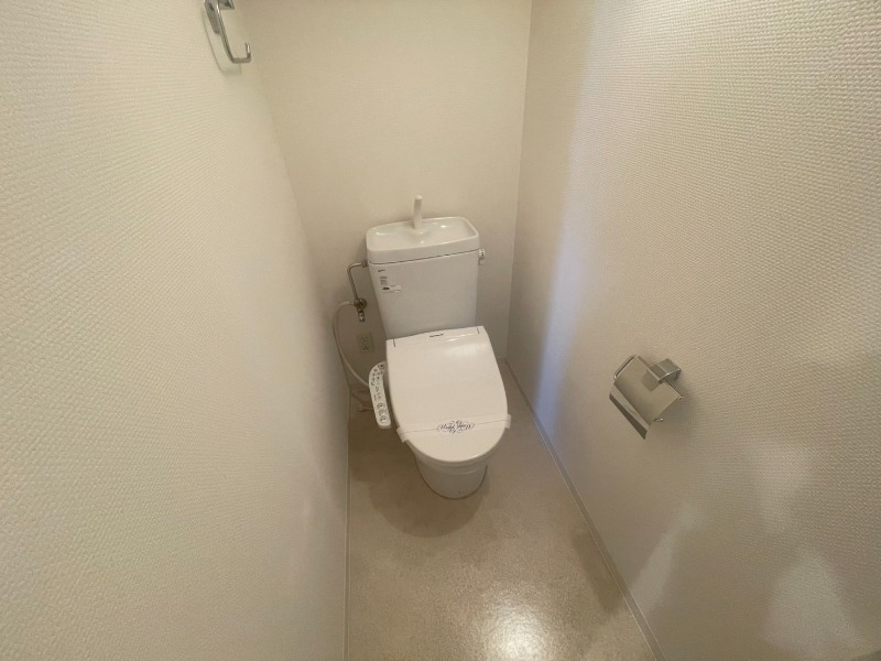 トイレ　トイレです。ウォシュレット付を探している方、おすすめです。