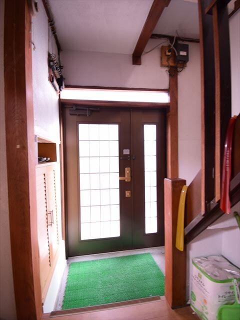 玄関　共用玄関