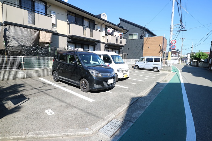 駐車場　駐車場