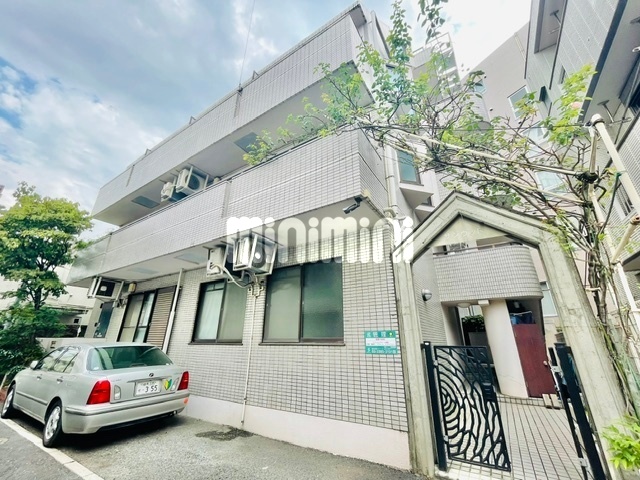 建物外観　閑静な住宅街の好立地