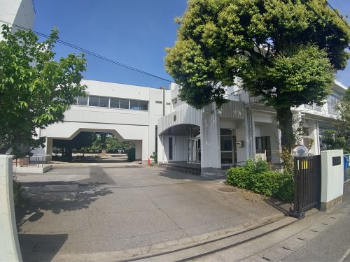 小学校　千葉市立上の台小学校（小学校）まで830m