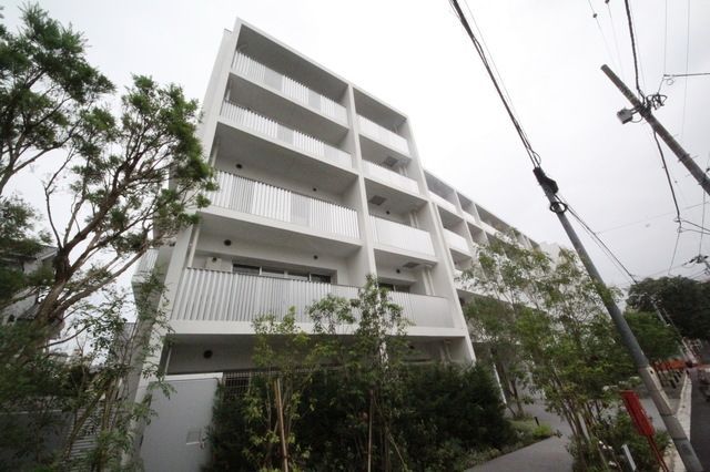 建物外観　内見の予約先は【タウンハウジング中野店】です★