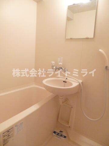 バス・シャワールーム　同タイプ参考写真