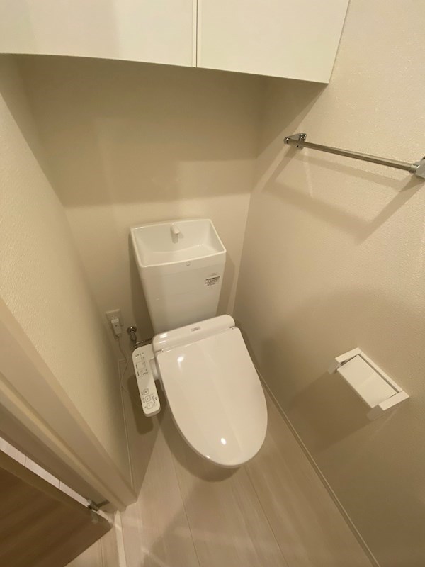 トイレ　ゆったりとした空間のトイレです