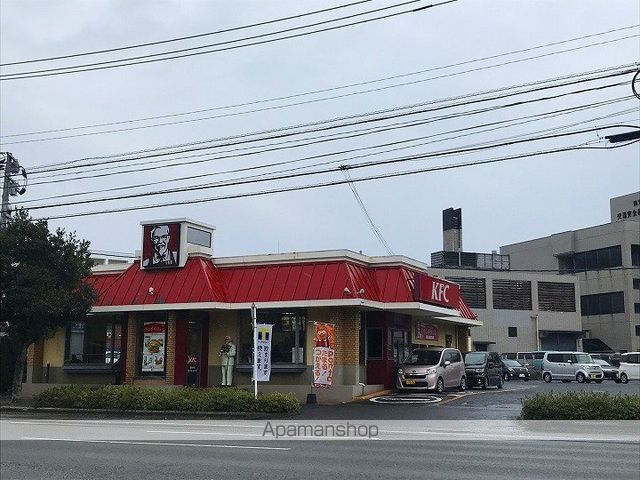 飲食店　ケンタッキーフライドチキン七ツ島店（飲食店）まで720m