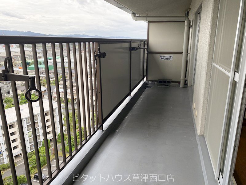 バルコニー　最上階につき眺望良好！