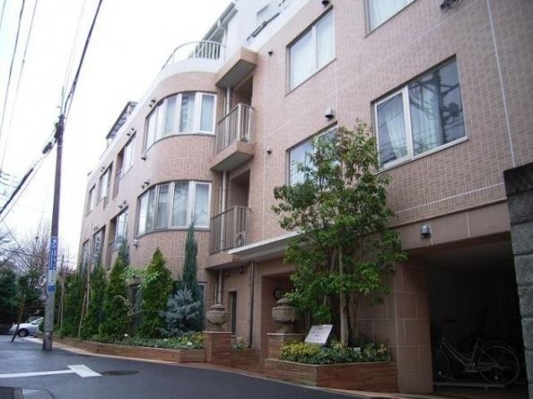 建物外観　サンハーネス四谷