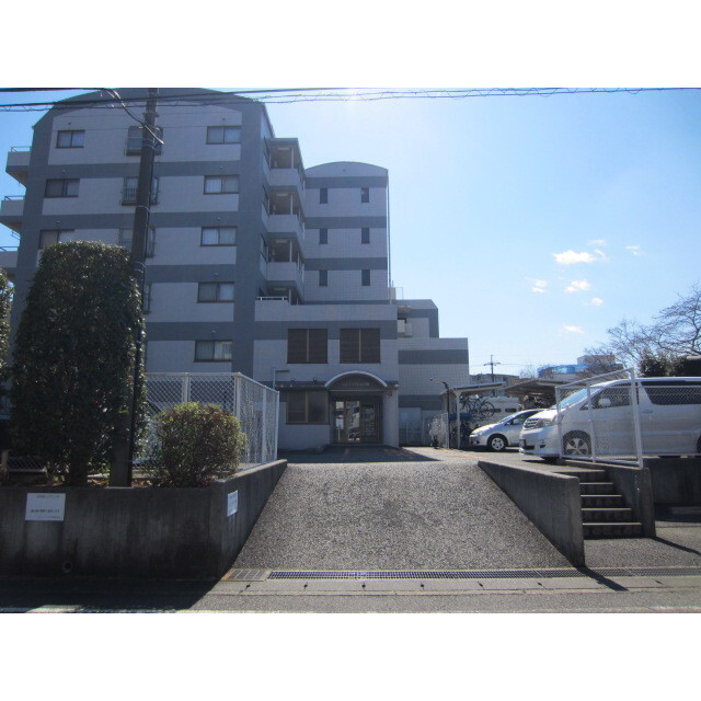 建物外観　入口はこちらです