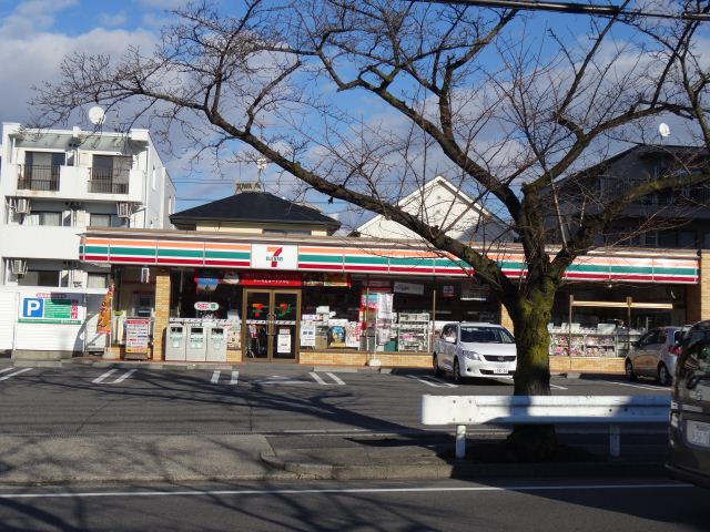 コンビニ　セブンイレブン（コンビニ）まで640m