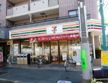 コンビニ　セブンイレブン世田谷松原店（コンビニ）まで293m