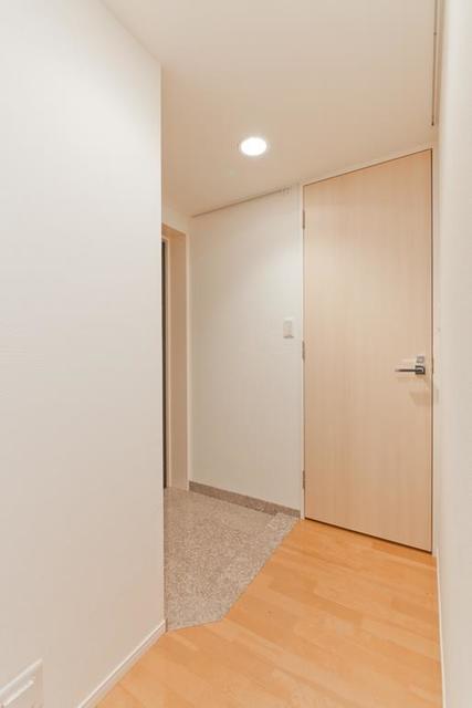 玄関　※写真は同タイプ住戸です。