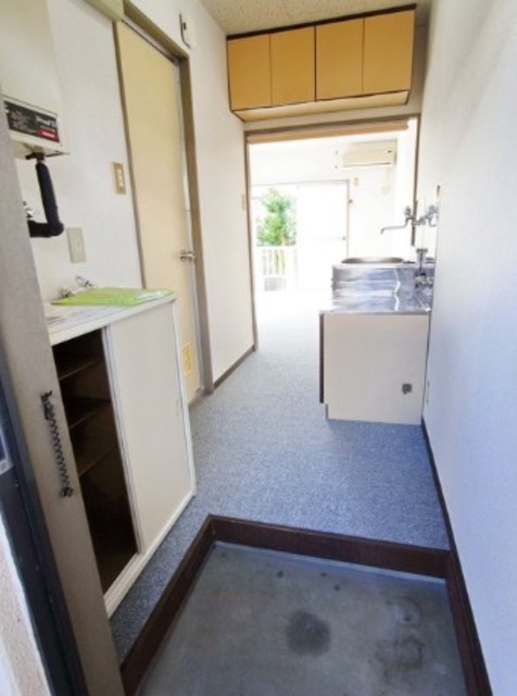 玄関　他部屋参考。