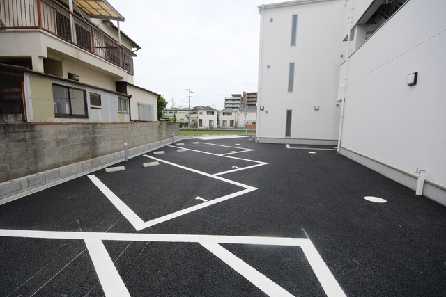 駐車場　駐車場
