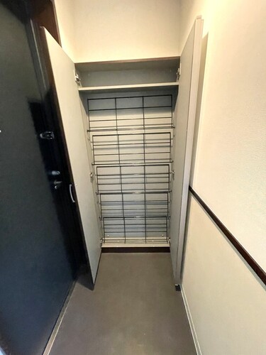 玄関　下駄箱（玄関）