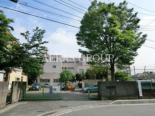 小学校　草加市立清門小学校（小学校）まで1093m