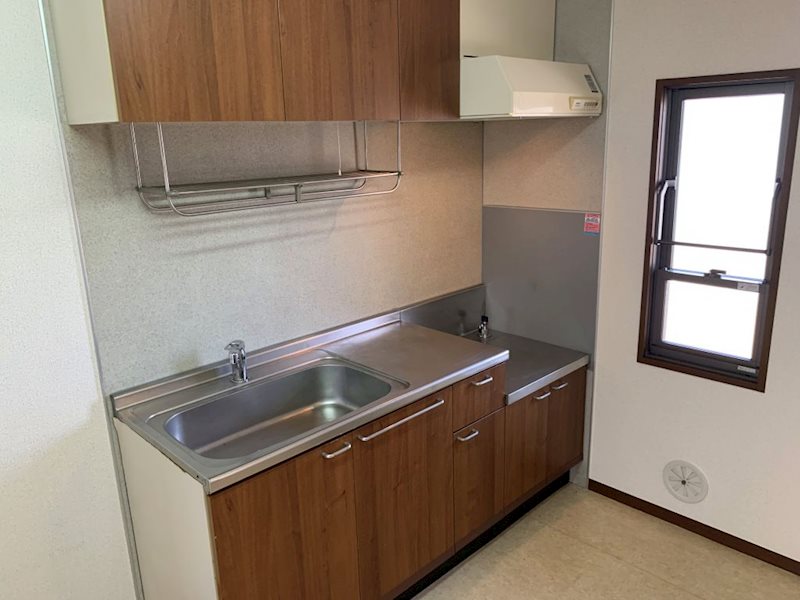 キッチン　同建物の別部屋の写真