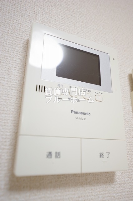 セキュリティ　モニター付きのインターホンです！