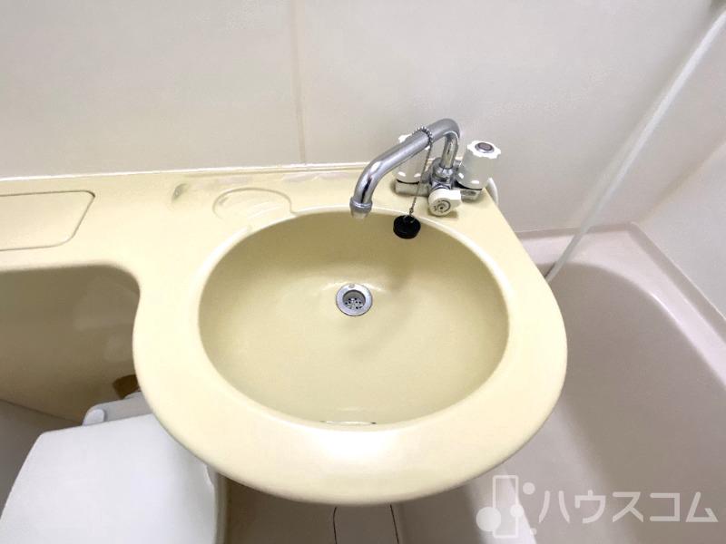 洗面設備　家賃に免じて我慢ですね。