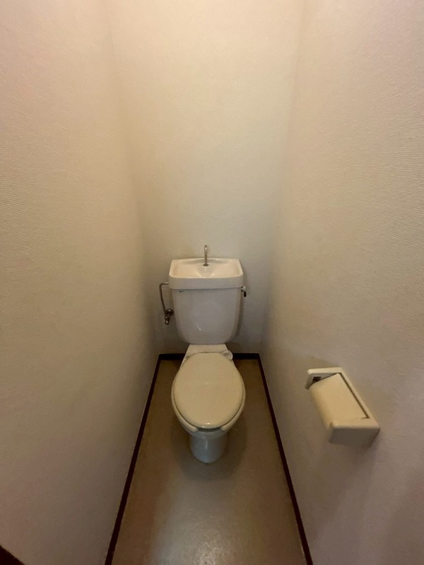 トイレ　別部屋参考
