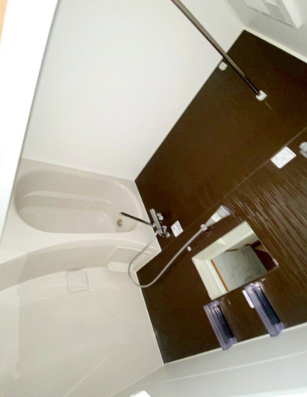 バス・シャワールーム　別部屋の画像を使用しております。