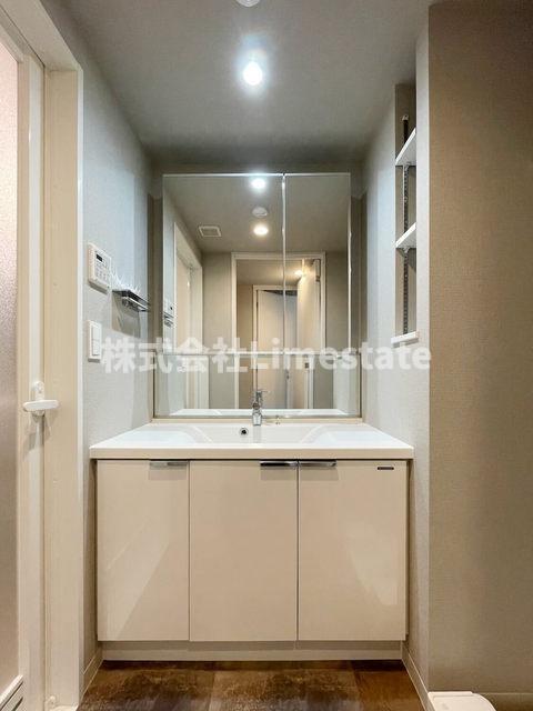 洗面設備　別部屋参考写真