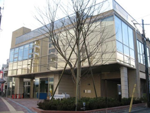 図書館　江戸川区立松江図書館（図書館）まで925m