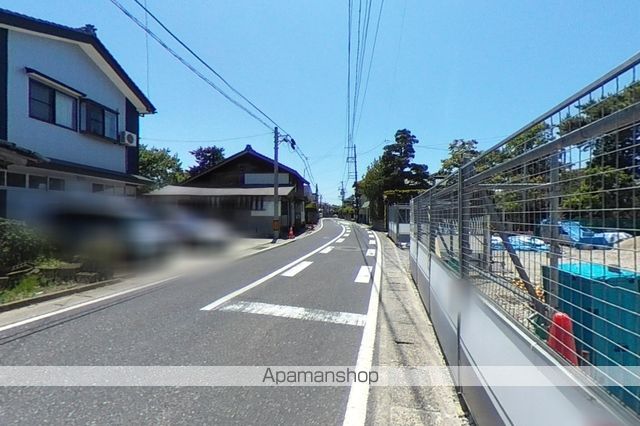 その他　前面道路（その他）まで0m