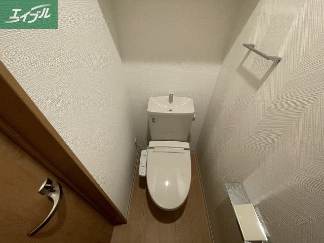 REGALEST 今のトイレ写真