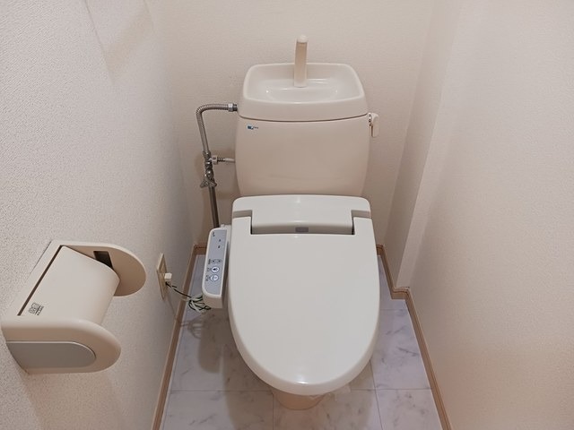 トイレ　図面と現状に相違がある場合には現状を優先
