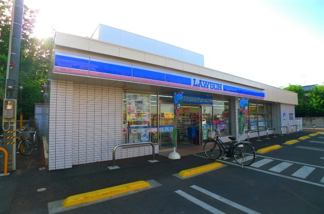 コンビニ　ローソン小平たかの台店（コンビニ）まで299m