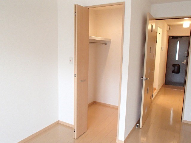 収納　ウォークインクローゼット
