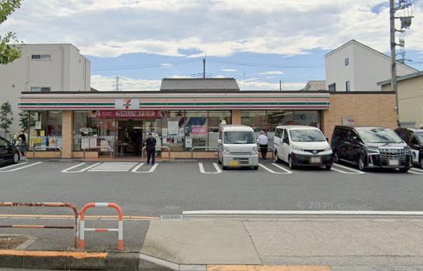 コンビニ　セブン-イレブン 足立南花畑２丁目店（コンビニ）まで270m