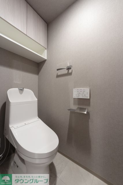 トイレ　※写真は同タイプ住戸です。