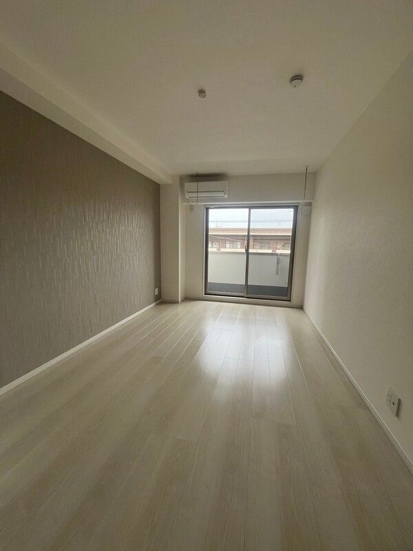 その他部屋・スペース　落ち着いて過ごせるお部屋なので、寝室にいかがでしょうか