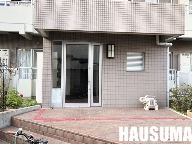 エントランス　エントランス