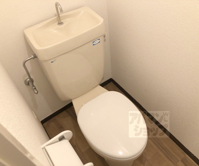 ウインズコートのトイレ写真