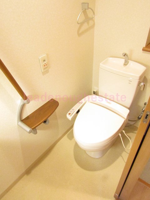 サンメゾン鶴見緑地のトイレ写真