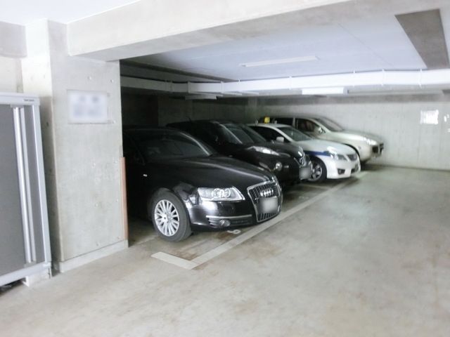 駐車場　★駐車スペースです★