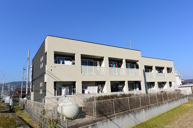 建物外観　ルミエールエイメイ