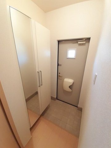 玄関　きれいな玄関です