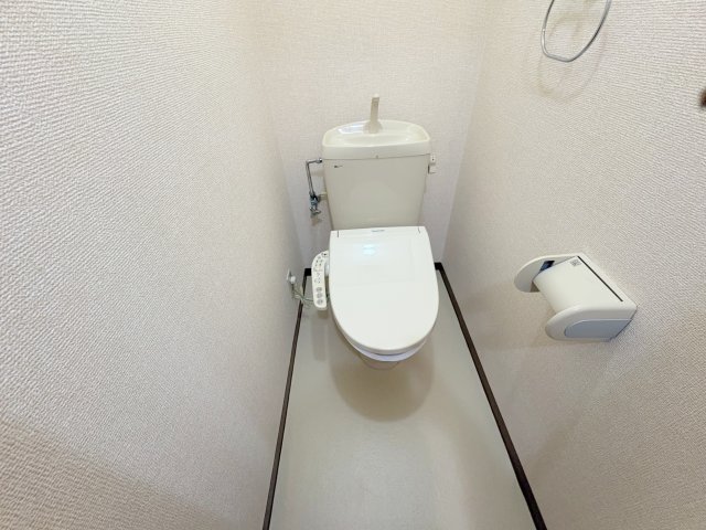 シャルマン二番館A棟のトイレ写真