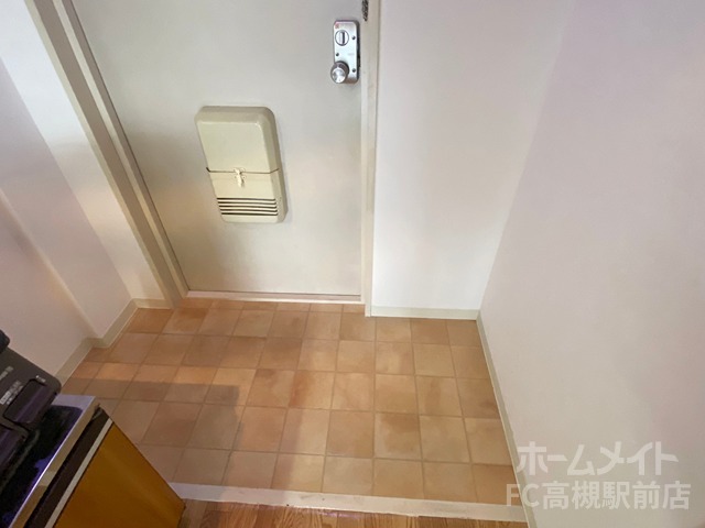 ESTグリーンハイツの玄関写真